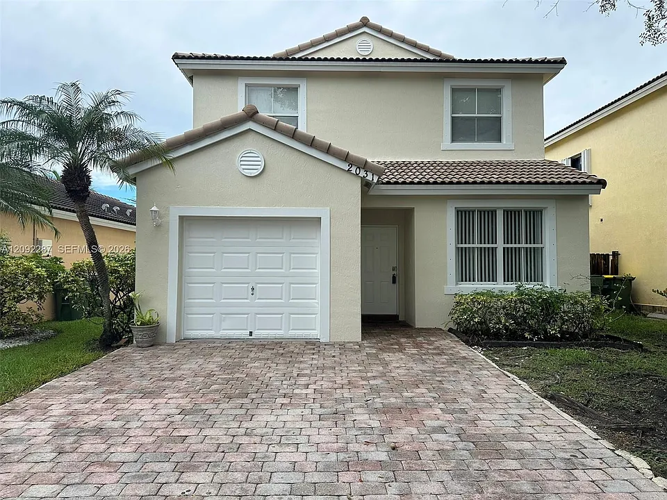 2031 SE 14th Ct