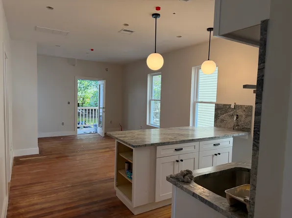 82 Marion St #22, Somerville, MA 02143