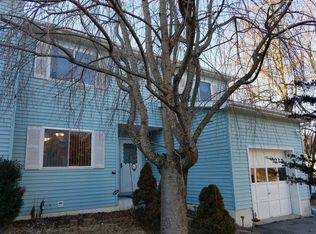 45 Fieldstone Loop, Wappingers Falls, NY 12590