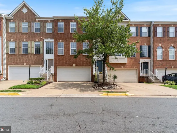 20804 Miranda Falls Sq, Sterling, VA 20165