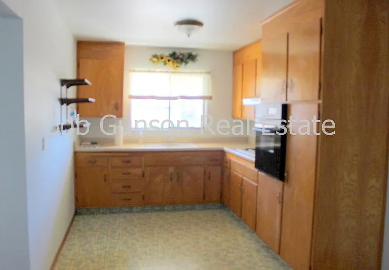 2104 Field St — Photo 4