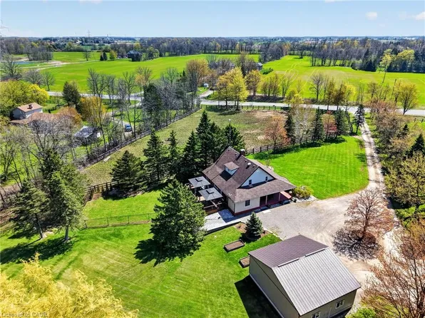 311 Brant County Rd #22, Ancaster, ON L9G 3L1