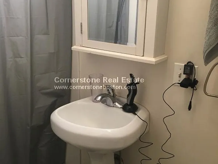 65 Preble St #1 — Photo 6