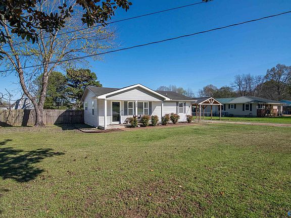 3rd image of 500 Nelson St SW