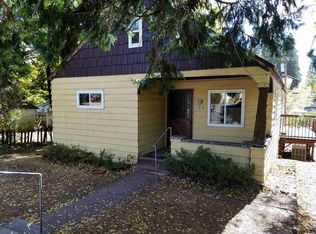 209 Sheldon Ave, Mount Shasta, CA 96067