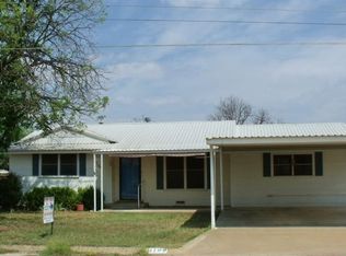 1109 Avenue D, Ballinger, TX 76821