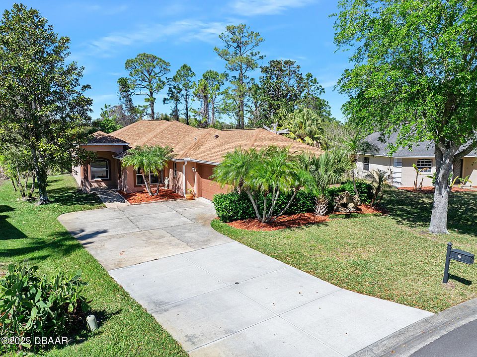 1st image of 16 Sherrington Dr