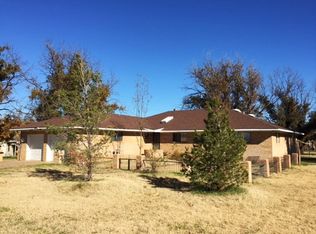 909 Railroad St, Rochester, TX 79544
