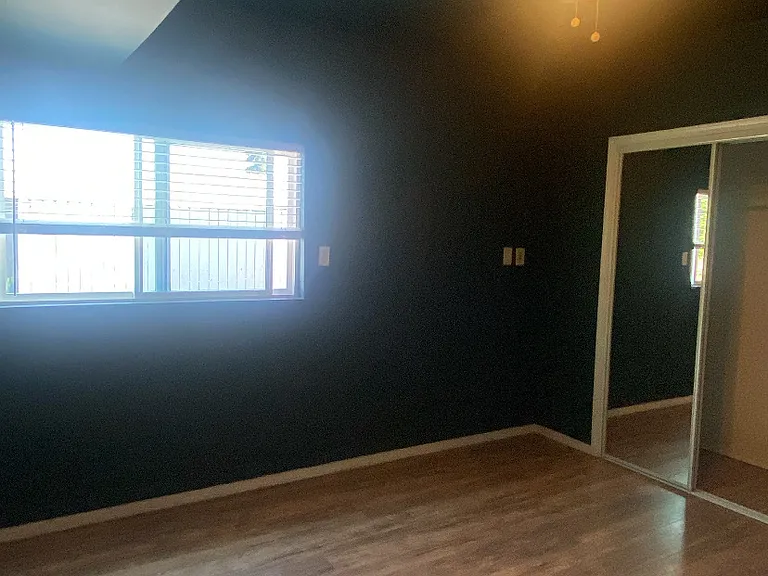 1472 Loma Ln — Photo 29