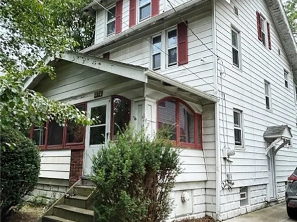 1170 Beardsley St, Akron, OH 44301