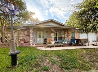 7501 Jonquill St, Live Oak, TX 78233