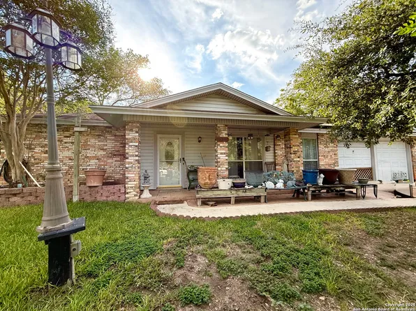 7501 Jonquill, Live Oak, TX 78233