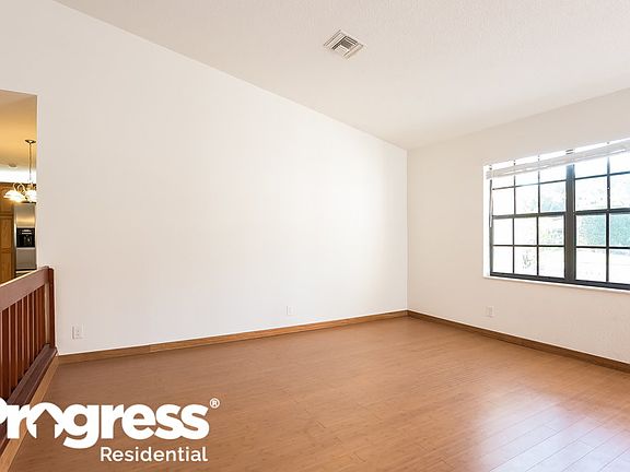 5th image of 10945 NW 20th Dr