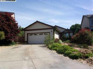 121 Edinburgh Ct, Hercules, CA 94547