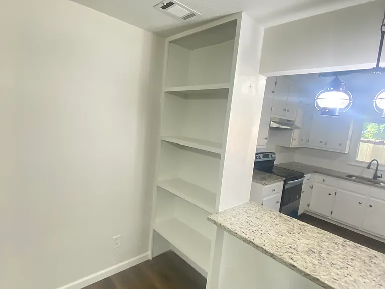 2221 Pine Rd — Photo 11