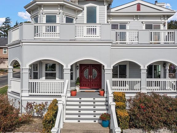 3rd image of 155 Saint Catherine Lane