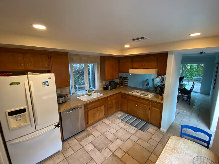 22122 Capistrano Ln — Photo 6