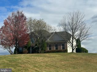 1205 Summerswood Dr, Saint Thomas, PA 17252