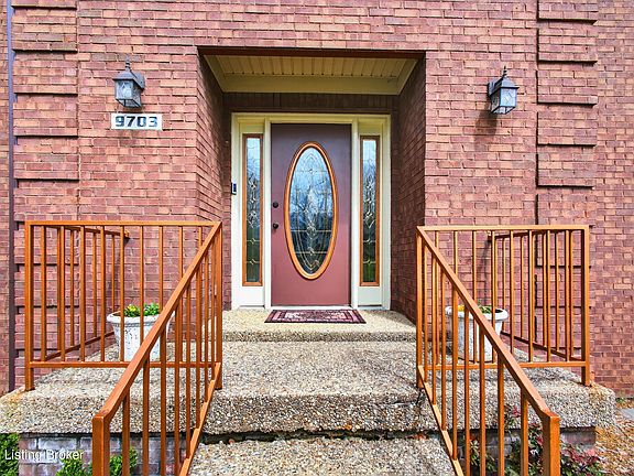 4th image of 9703 Fairmount Rd