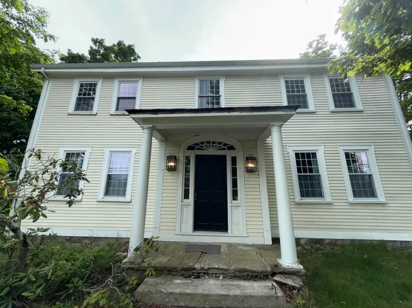 55 Chester Street, Chester, NH 03036