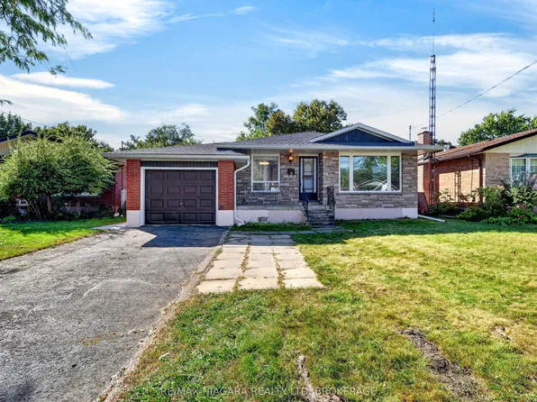 82 Regent Dr, Saint Catharines, ON L2M 3L7