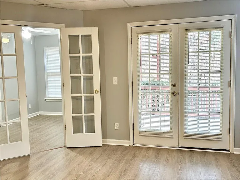 1539 Stampmill Way — Photo 3