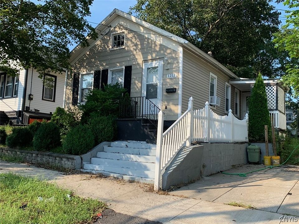 1212 Noyes St, Utica, NY 13502 Zillow