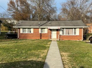 312 Bellemeade Cir, Bristol, VA 24201