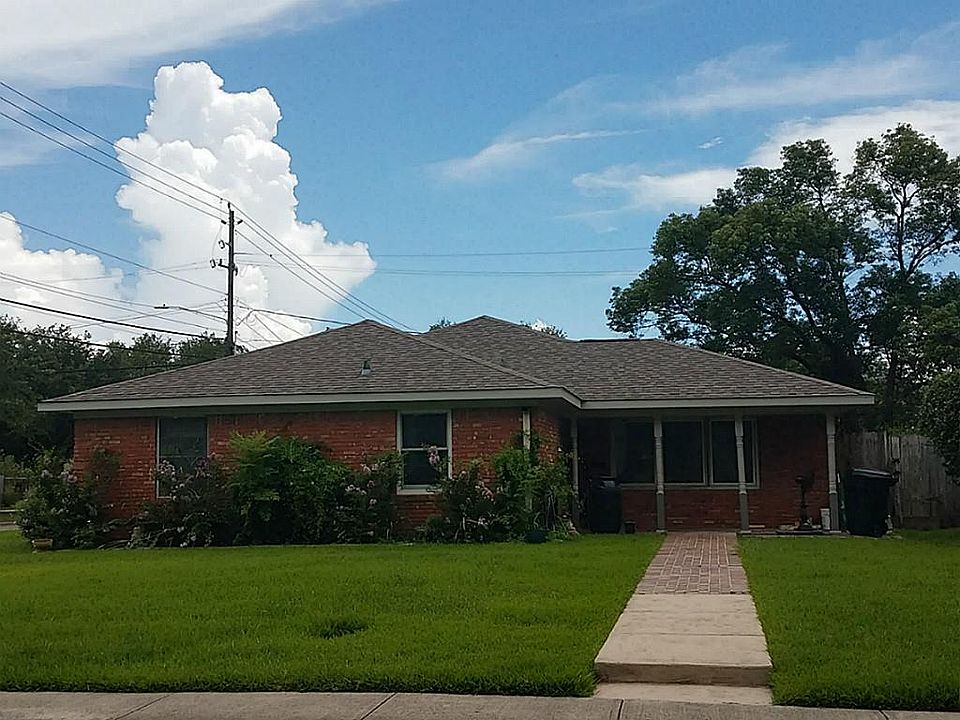 1st image of 4003 Grennoch Ln