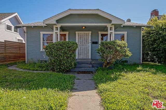 1st image of 924 Superba Ave