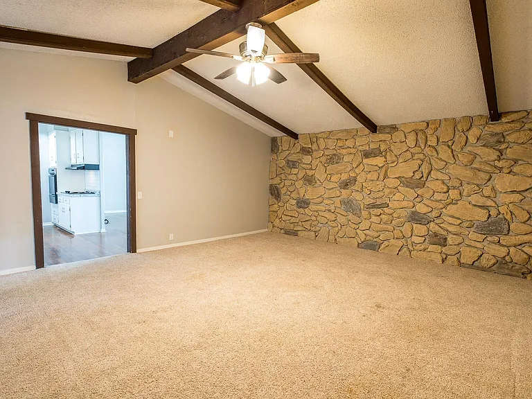 4602 Karla St — Photo 15