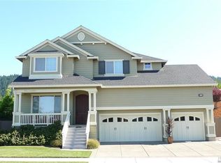 5715 Brigadoon Way, Santa Rosa, CA 95409