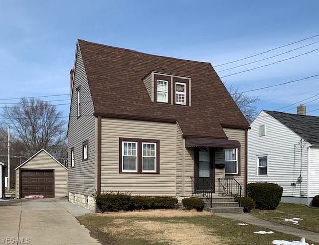 1st image of 642 Marlo Ave