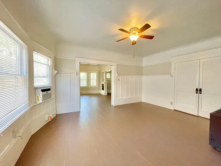 1818 G Street — Photo 4