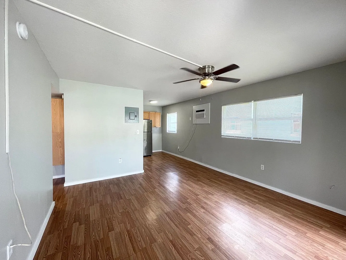 1339 West Point Dr - Unit B — Photo 3