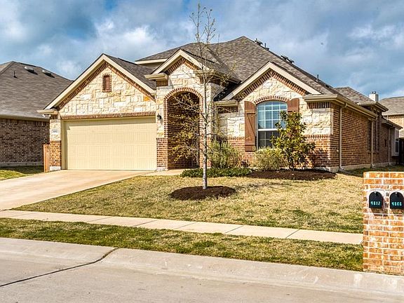 2nd image of 4182 Ray Roberts Dr