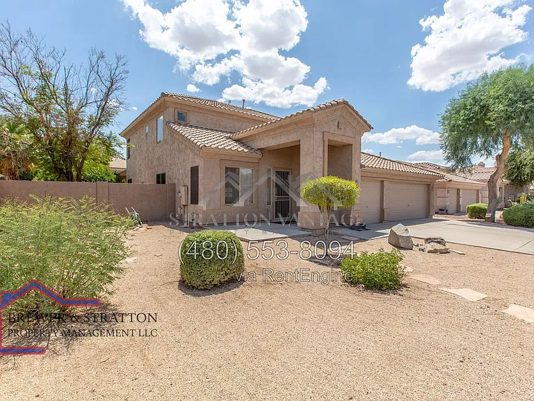 1373 W Longhorn Dr — Photo 2