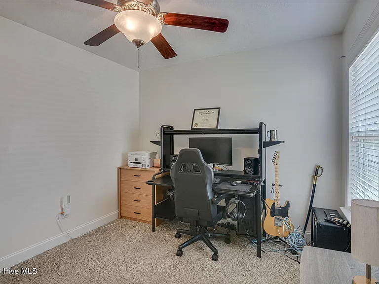2507 Kari Ln — Photo 20