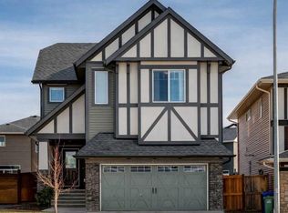 26 W Mount Rae Ter, Okotoks, AB T1S 0M6