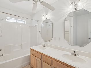 704 Azalea Trl, Waxahachie, TX 75165
