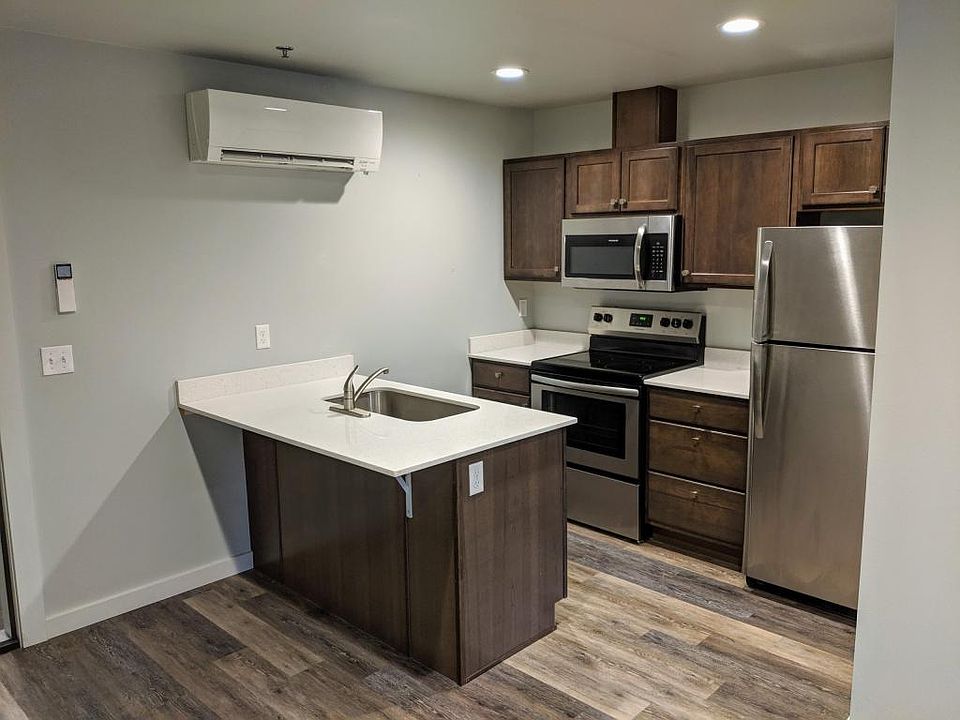 1st image of 1106 Adams Ave APT 4