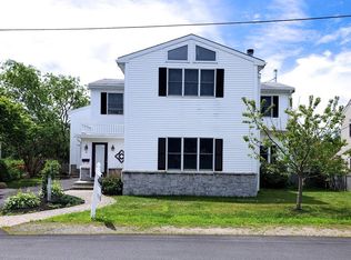 6 Rio Dr, Gloucester, MA 01930