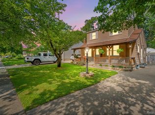 631 S Rembrandt Ave, Royal Oak, MI