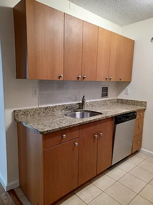 Rented by R New York | media 18