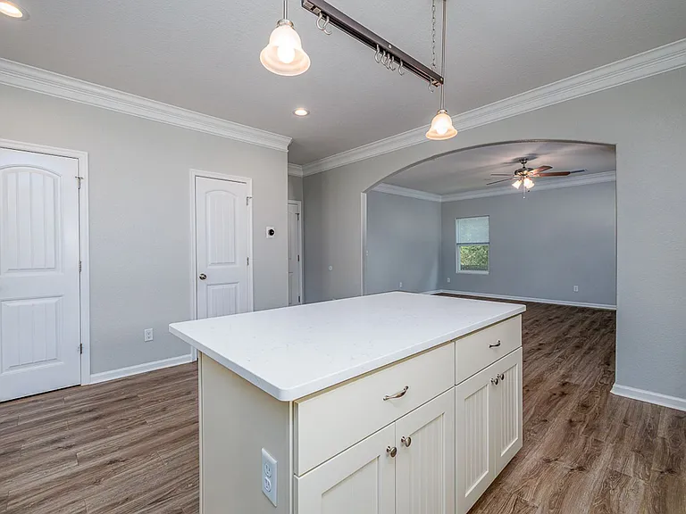 1311 Sunset Dr — Photo 18