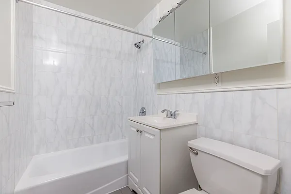 Rented by MNS | media 22