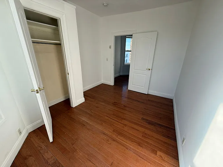 220-22 51st St #25E — Photo 7