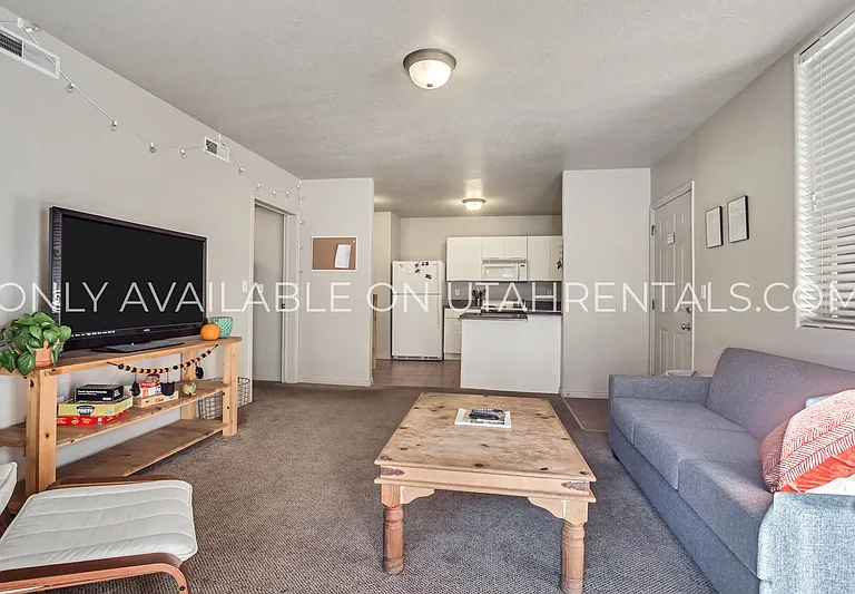 843 E 620 N #L2-1 — Photo 32