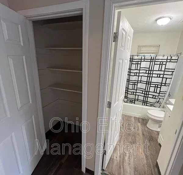 48 N Eureka Ave — Photo 8