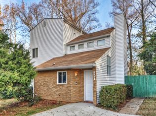 3834 Ashley Hall Dr, Charlotte, NC 28227